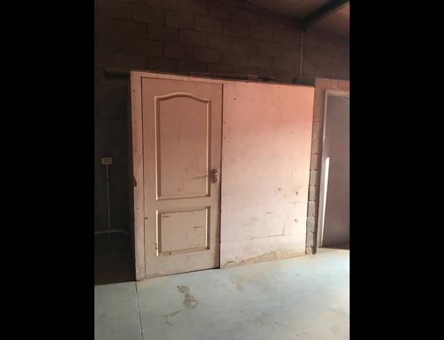 106M² WAREHOUSE RENTED IN BRIARDENE